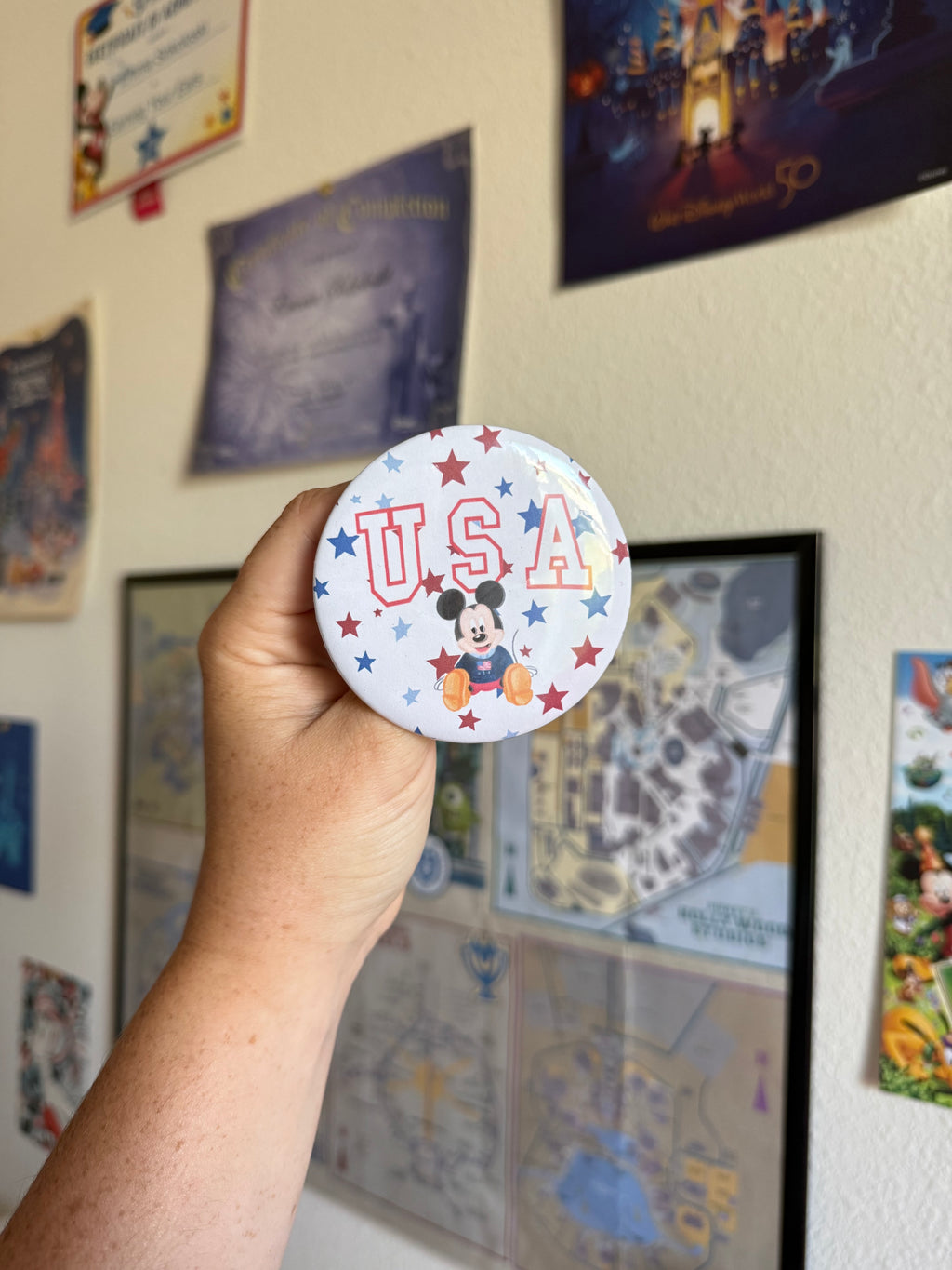 Red, White, and Mouse - 3 Inch